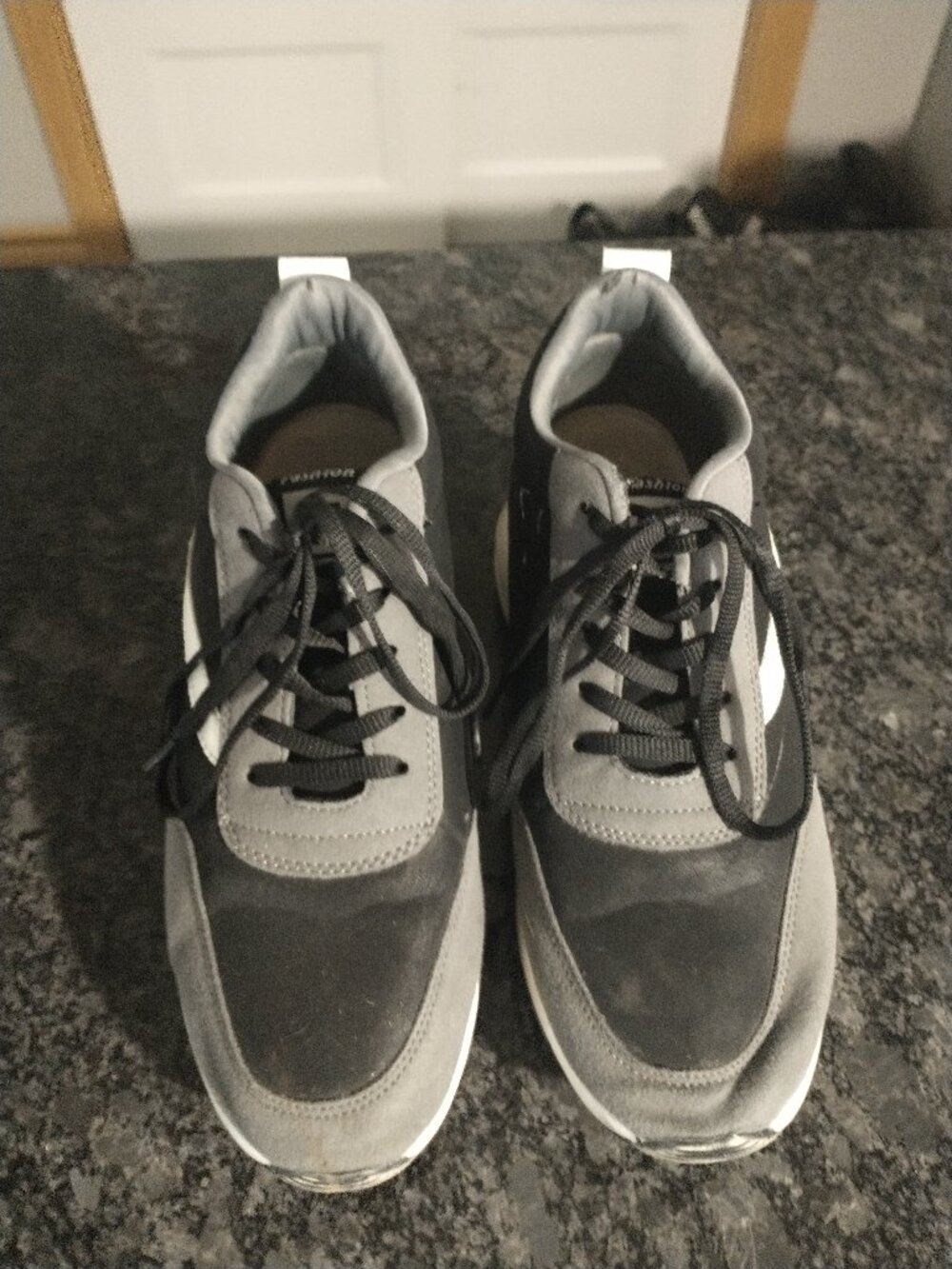 Women's shoes